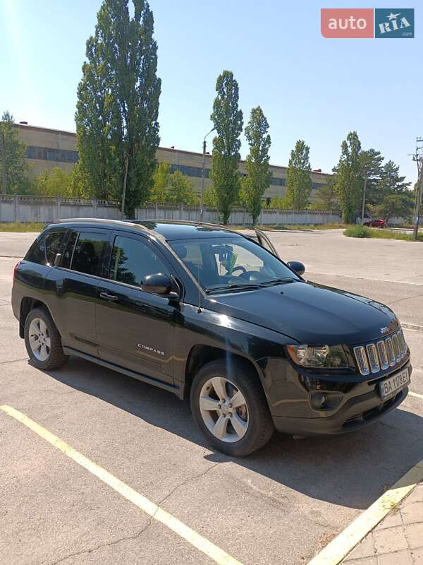 Внедорожник / Кроссовер Jeep Compass 2016 в Светловодске фото 6 Внедорожник / Кроссовер Jeep Compass 2016 в Светловодске