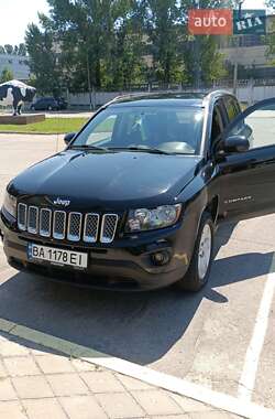 Внедорожник / Кроссовер Jeep Compass 2016 в Светловодске
