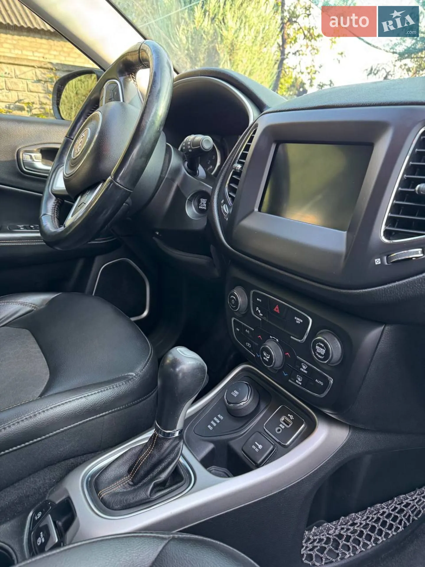 2017 Jeep Compass - мініатюра 8