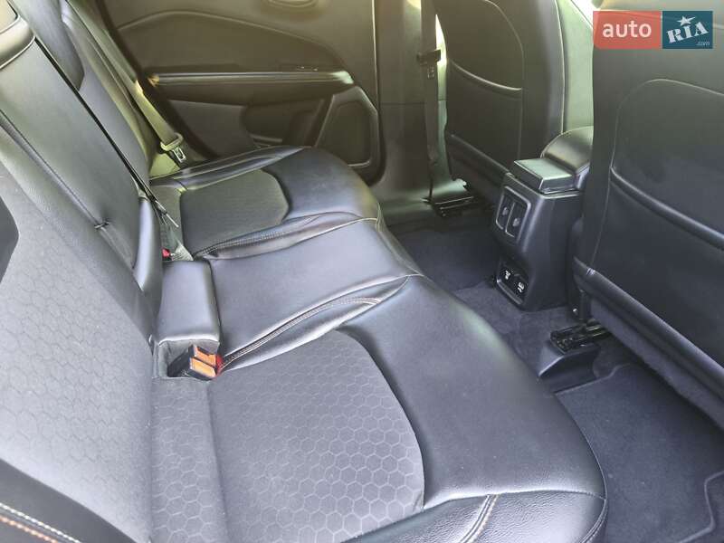 Внедорожник / Кроссовер Jeep Compass 2017 в Терновке