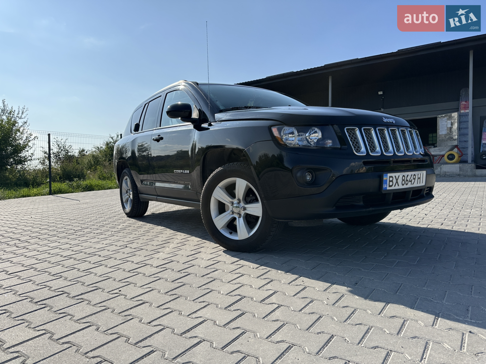 2016 Jeep Compass - мініатюра 2