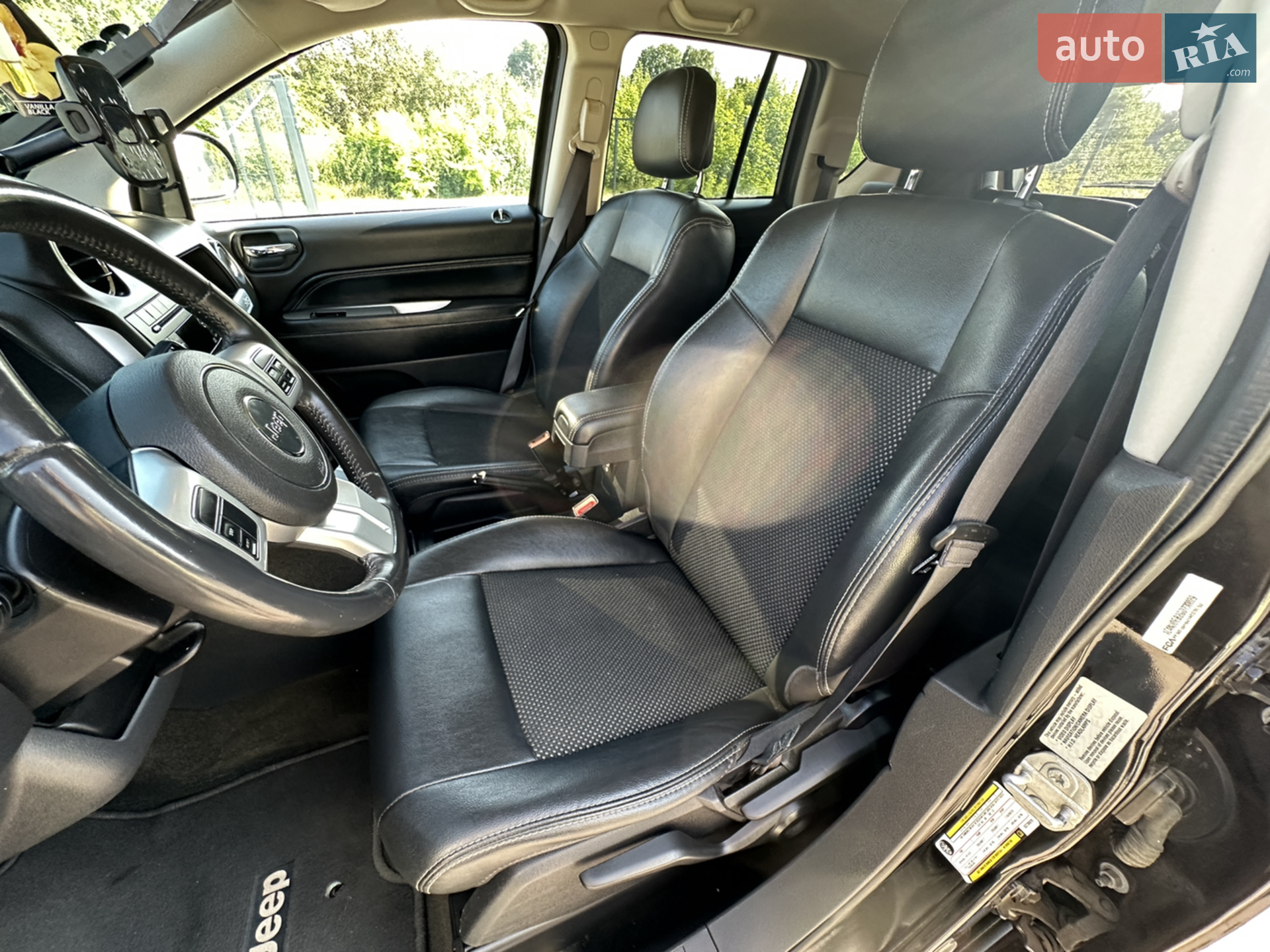 2016 Jeep Compass - мініатюра 17