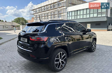 Внедорожник / Кроссовер Jeep Compass 2024 в 