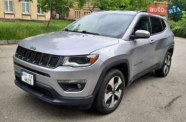 Внедорожник / Кроссовер Jeep Compass 2017 в Киеве