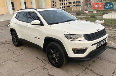Внедорожник / Кроссовер Jeep Compass 2019 в 