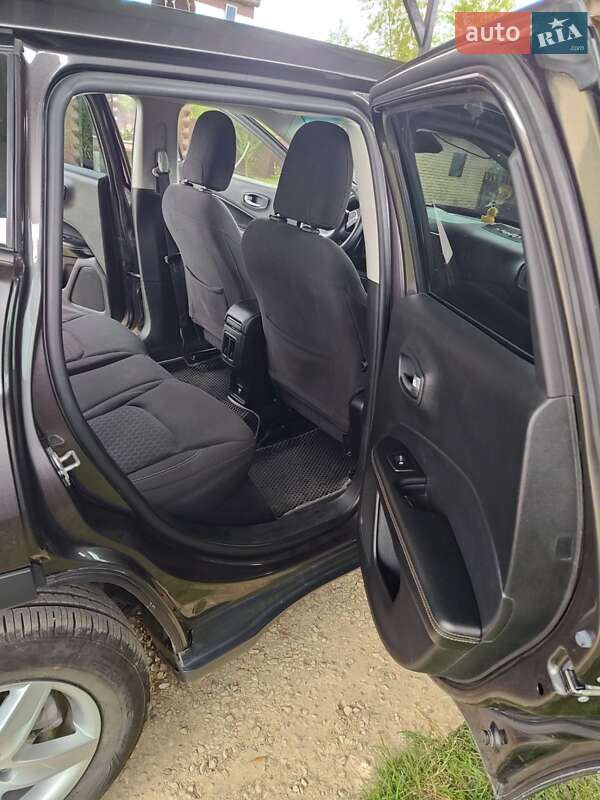 Позашляховик / Кросовер Jeep Compass 2018 в Долині фото 11 Позашляховик / Кросовер Jeep Compass 2018 в Долині