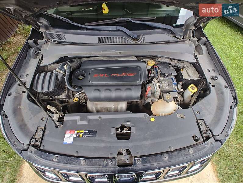 Позашляховик / Кросовер Jeep Compass 2018 в Долині фото 18 Позашляховик / Кросовер Jeep Compass 2018 в Долині