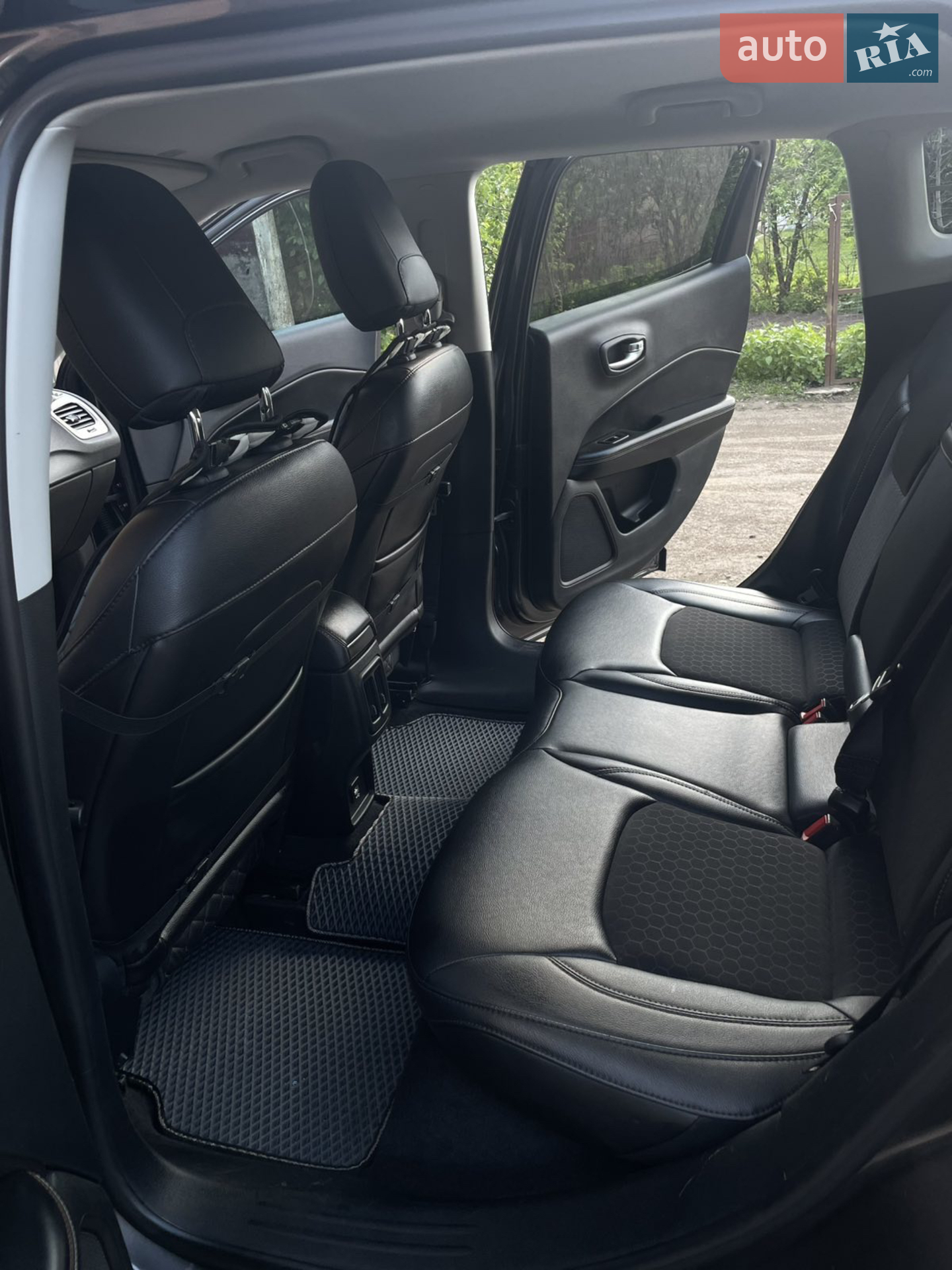 2018 Jeep Compass - мініатюра 9