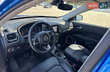 Внедорожник / Кроссовер Jeep Compass 2017 в 