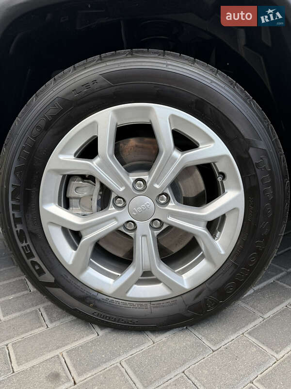 Внедорожник / Кроссовер Jeep Compass 2024 в Полтаве