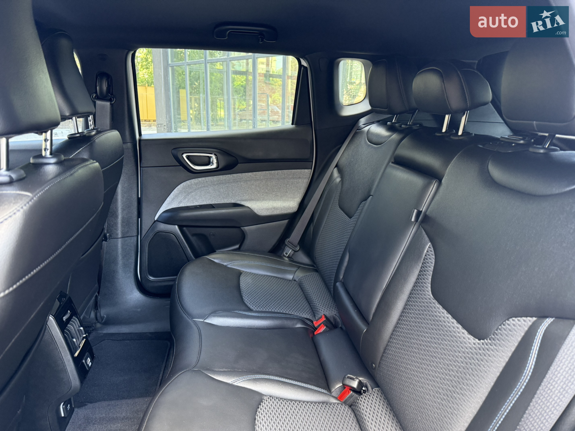 2024 Jeep Compass - мініатюра 34