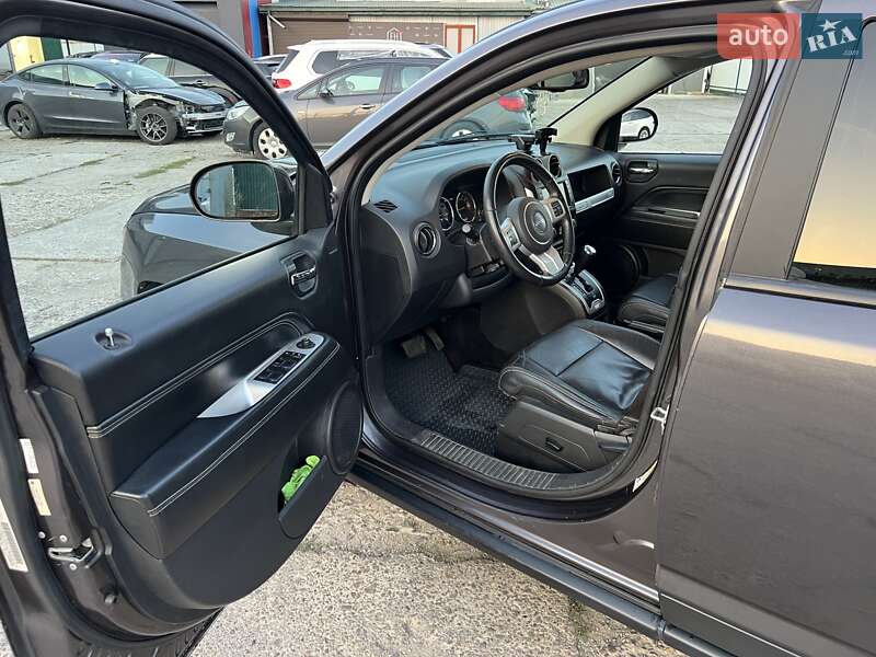 Внедорожник / Кроссовер Jeep Compass 2014 в Львове
