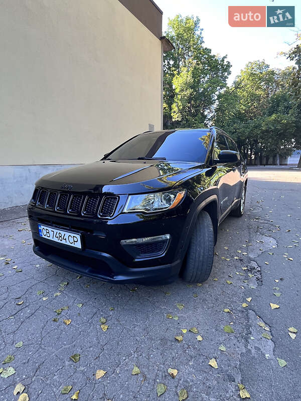Внедорожник / Кроссовер Jeep Compass 2017 в Чернигове