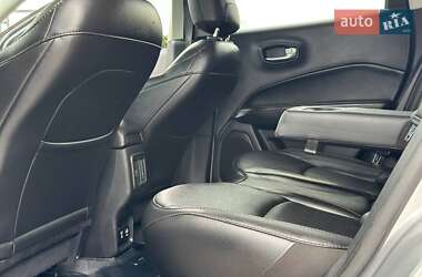 Внедорожник / Кроссовер Jeep Compass 2020 в 