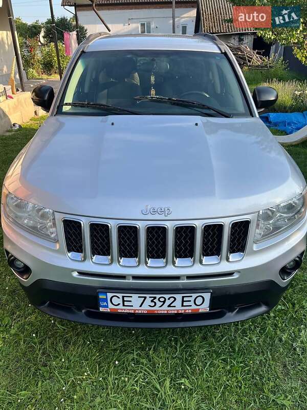 Внедорожник / Кроссовер Jeep Compass 2011 в Черновцах