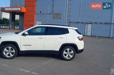 Внедорожник / Кроссовер Jeep Compass 2018 в 