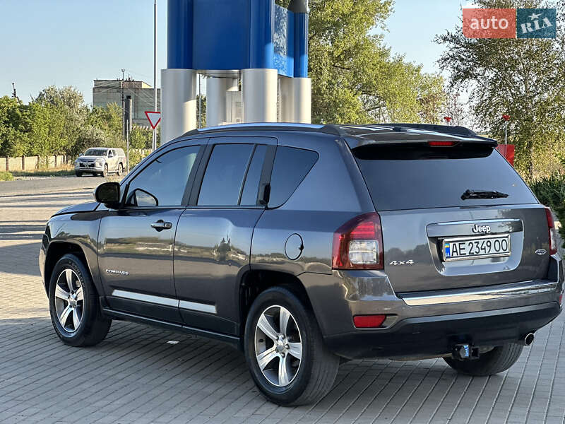 Внедорожник / Кроссовер Jeep Compass 2016 в Павлограде
