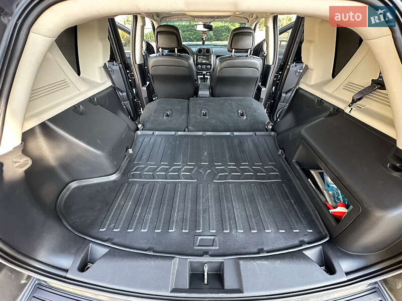 Внедорожник / Кроссовер Jeep Compass 2016 в Павлограде