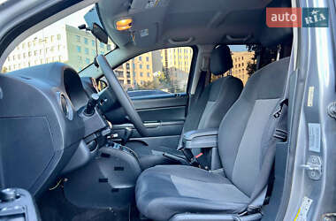 Внедорожник / Кроссовер Jeep Compass 2015 в 
