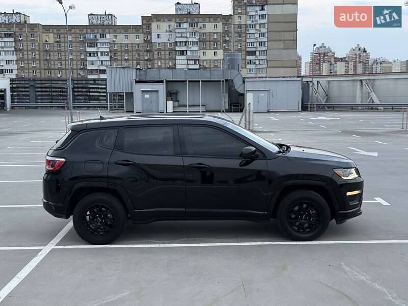 Позашляховик / Кросовер Jeep Compass 2018 в Києві