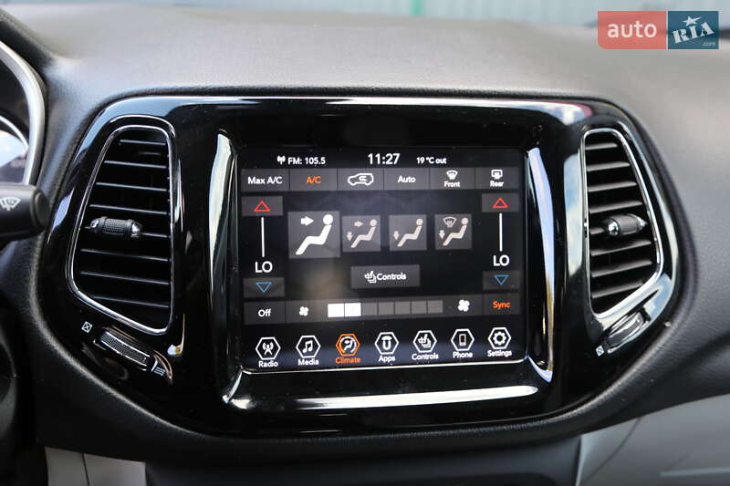 Внедорожник / Кроссовер Jeep Compass 2019 в Киеве