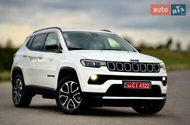 Внедорожник / Кроссовер Jeep Compass 2021 в 