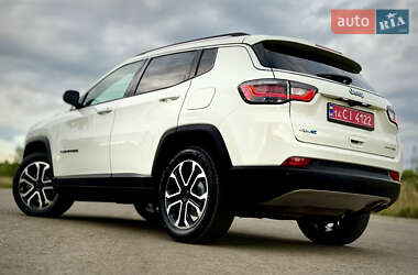 Внедорожник / Кроссовер Jeep Compass 2021 в 
