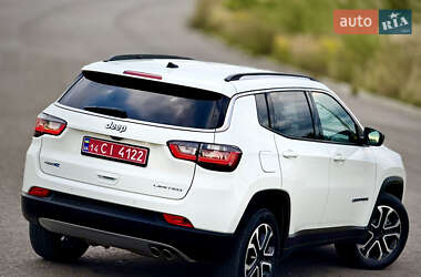 Внедорожник / Кроссовер Jeep Compass 2021 в 