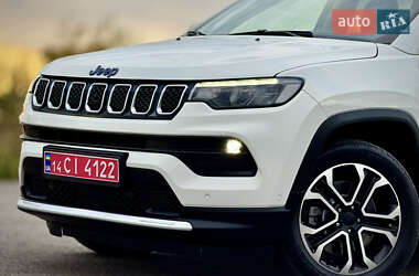 Внедорожник / Кроссовер Jeep Compass 2021 в 