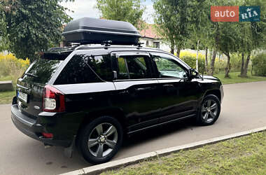 Внедорожник / Кроссовер Jeep Compass 2015 в 