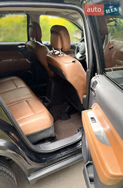 Внедорожник / Кроссовер Jeep Compass 2015 в 