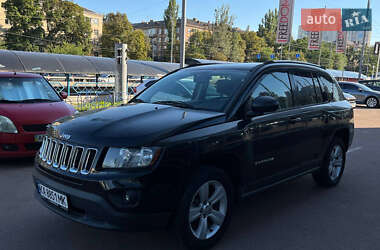 Внедорожник / Кроссовер Jeep Compass 2014 в 