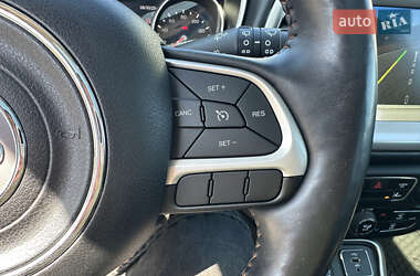Внедорожник / Кроссовер Jeep Compass 2017 в 