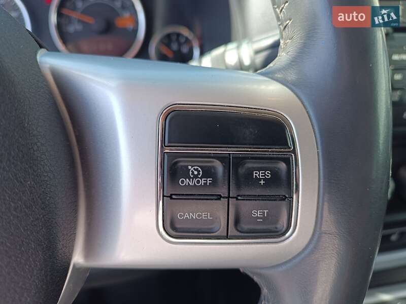Внедорожник / Кроссовер Jeep Compass 2016 в Полтаве