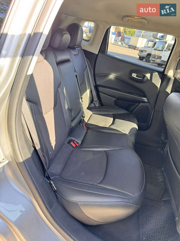 Внедорожник / Кроссовер Jeep Compass 2021 в Сумах