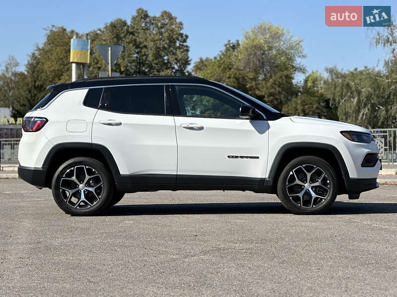 Внедорожник / Кроссовер Jeep Compass 2024 в Первомайске