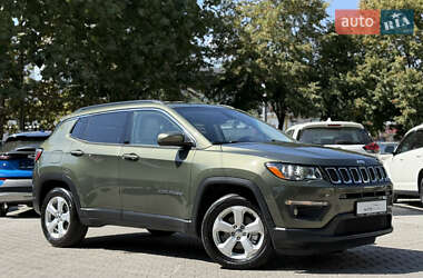 Внедорожник / Кроссовер Jeep Compass 2018 в 