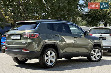 Внедорожник / Кроссовер Jeep Compass 2018 в 