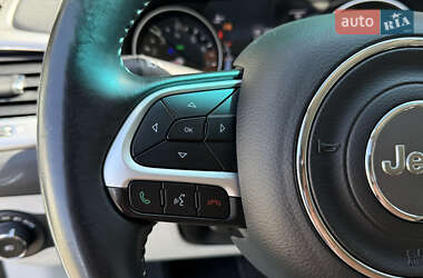 Внедорожник / Кроссовер Jeep Compass 2018 в 