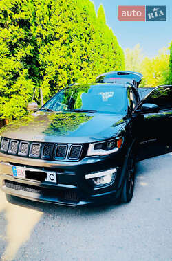 Позашляховик / Кросовер Jeep Compass 2020 в Рівному