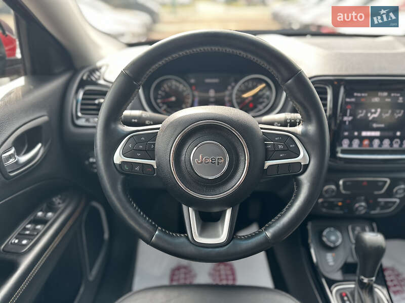 Внедорожник / Кроссовер Jeep Compass 2020 в Киеве