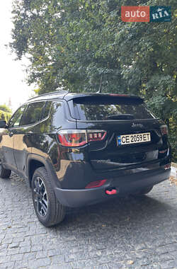 Внедорожник / Кроссовер Jeep Compass 2018 в 