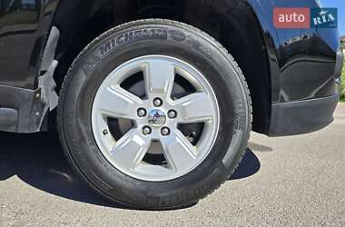 Внедорожник / Кроссовер Jeep Compass 2015 в 