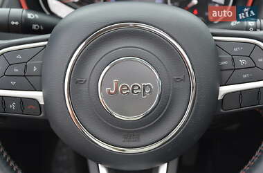 Внедорожник / Кроссовер Jeep Compass 2019 в 