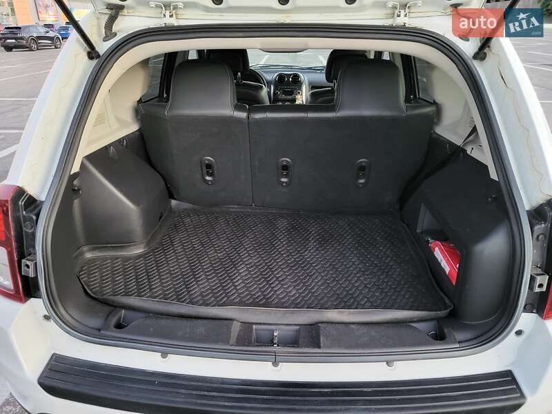 Внедорожник / Кроссовер Jeep Compass 2016 в Полтаве