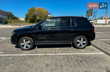 Внедорожник / Кроссовер Jeep Compass 2016 в 