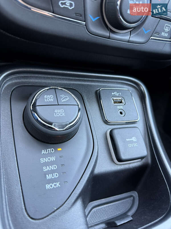 Внедорожник / Кроссовер Jeep Compass 2019 в Черновцах