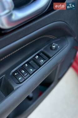 Внедорожник / Кроссовер Jeep Compass 2022 в 