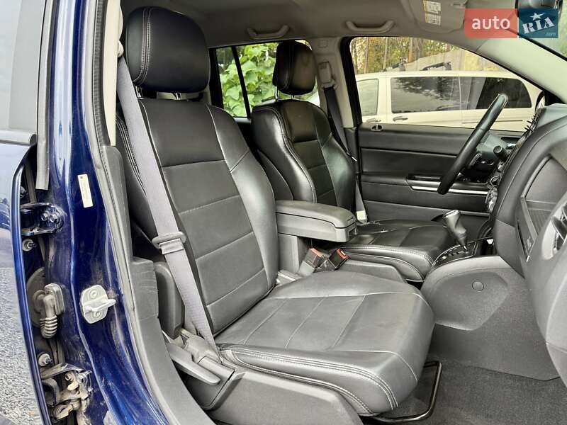 Внедорожник / Кроссовер Jeep Compass 2012 в Харькове