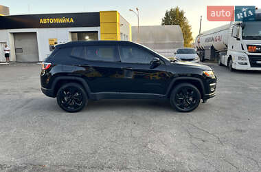Внедорожник / Кроссовер Jeep Compass 2020 в 
